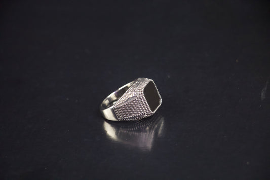 Royal Black Ring