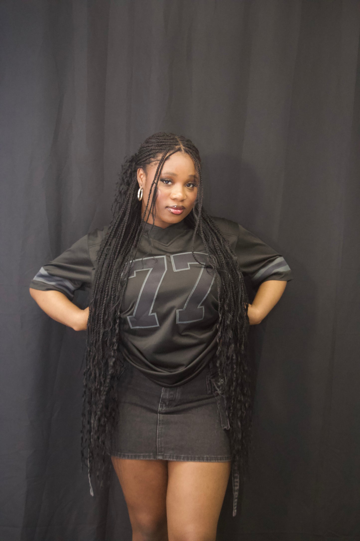 Monochrome cargo skirt